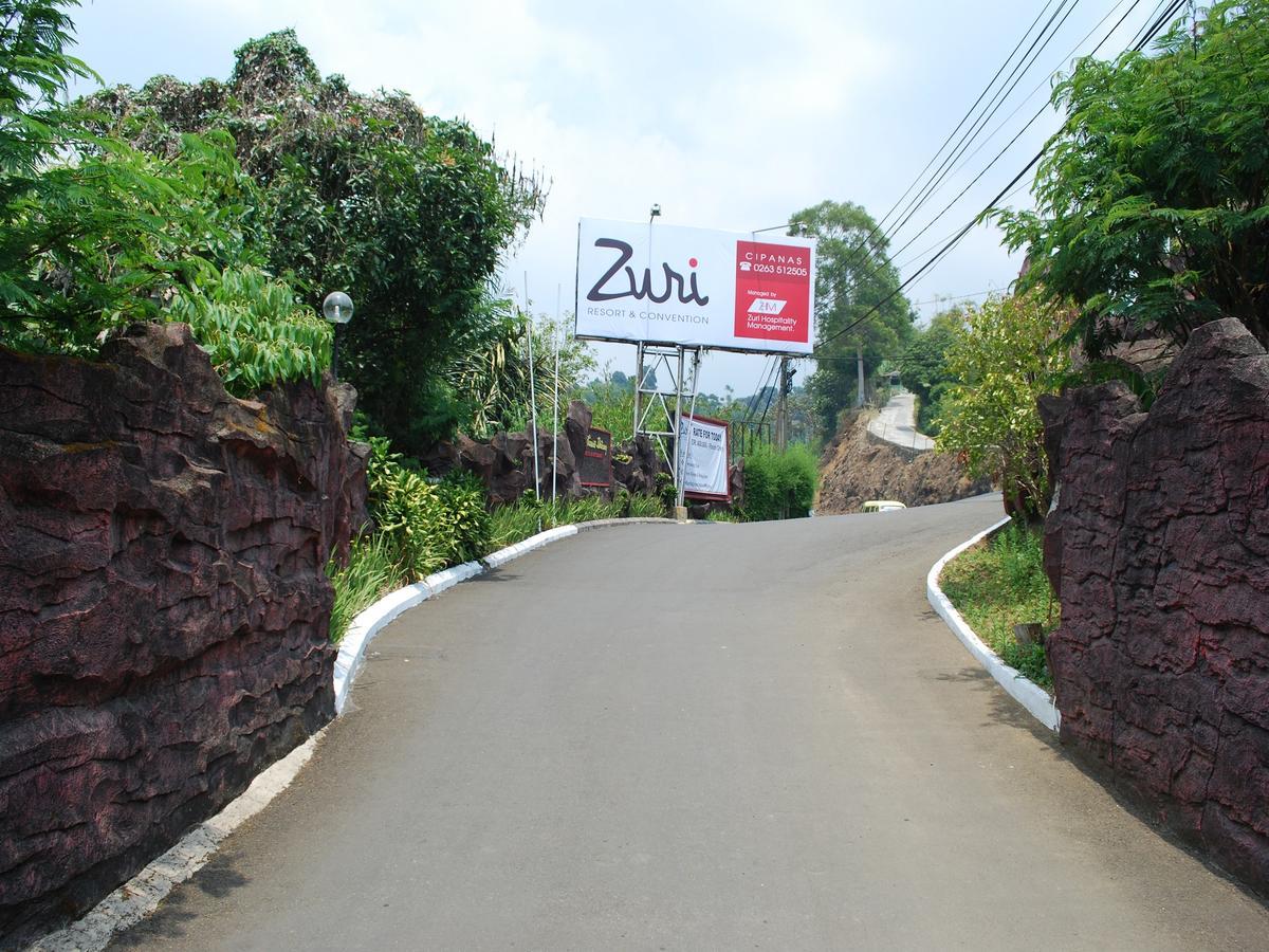 Zuri Resort Cipanas Puncak Luaran gambar